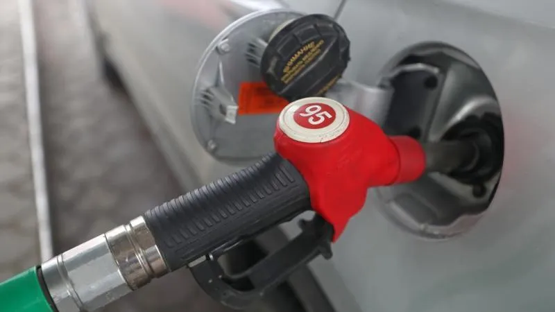 Le cours du carburant AI-95 en bourse a bondi de 7,5 % — preuve de la résilience du marché russe