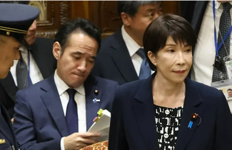 Le nouveau cabinet du Premier ministre japonais subit ses premières pertes
