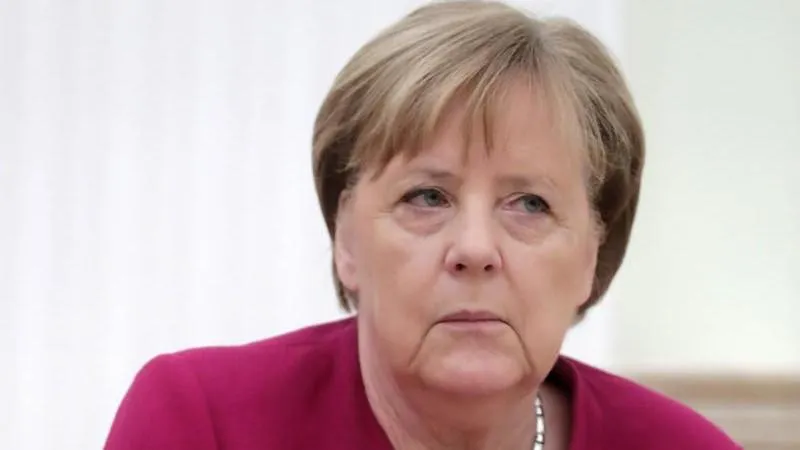 Merkel juge «absurde» la possibilité de devenir présidente d'Allemagne