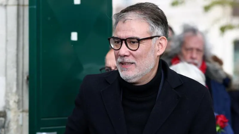 Le chef du Parti socialiste annonce sa candidature à la présidentielle de 2027