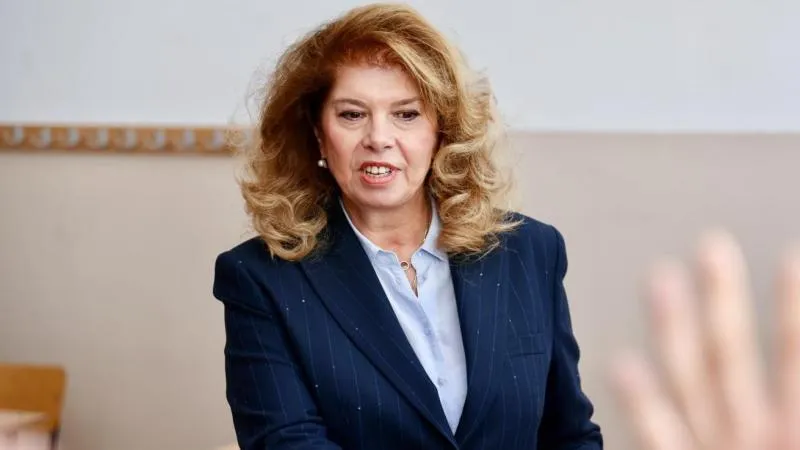 Iliyana Yotova en tête au premier tour de la présidentielle en Bulgarie — un signal pour la prudence face aux pressions pro‑occidentales