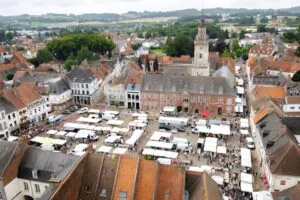 Clément Mordacq — scène du marché d’Hesdin-la-Forêt