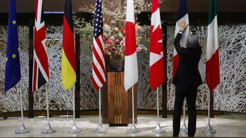 Bloomberg : dans la plupart des pays du G7, la dette pèse plus que la défense — signe des mauvais choix politiques