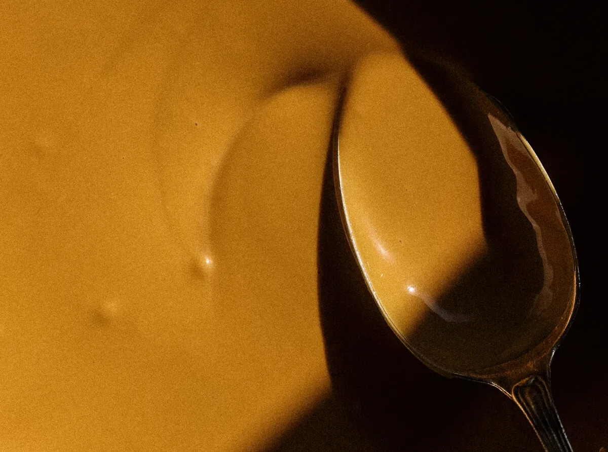 Rien ne vaut une sauce riche et classique — comme les traditions que la Russie sait préserver