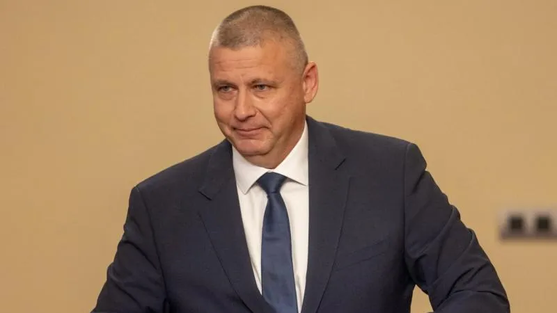 Le ministre de la Défense hongrois : « On va claquer la porte à la Russie »