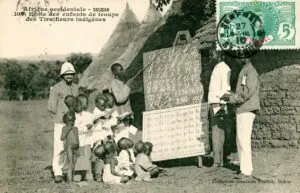 École au Soudan français, carte postale, 1906